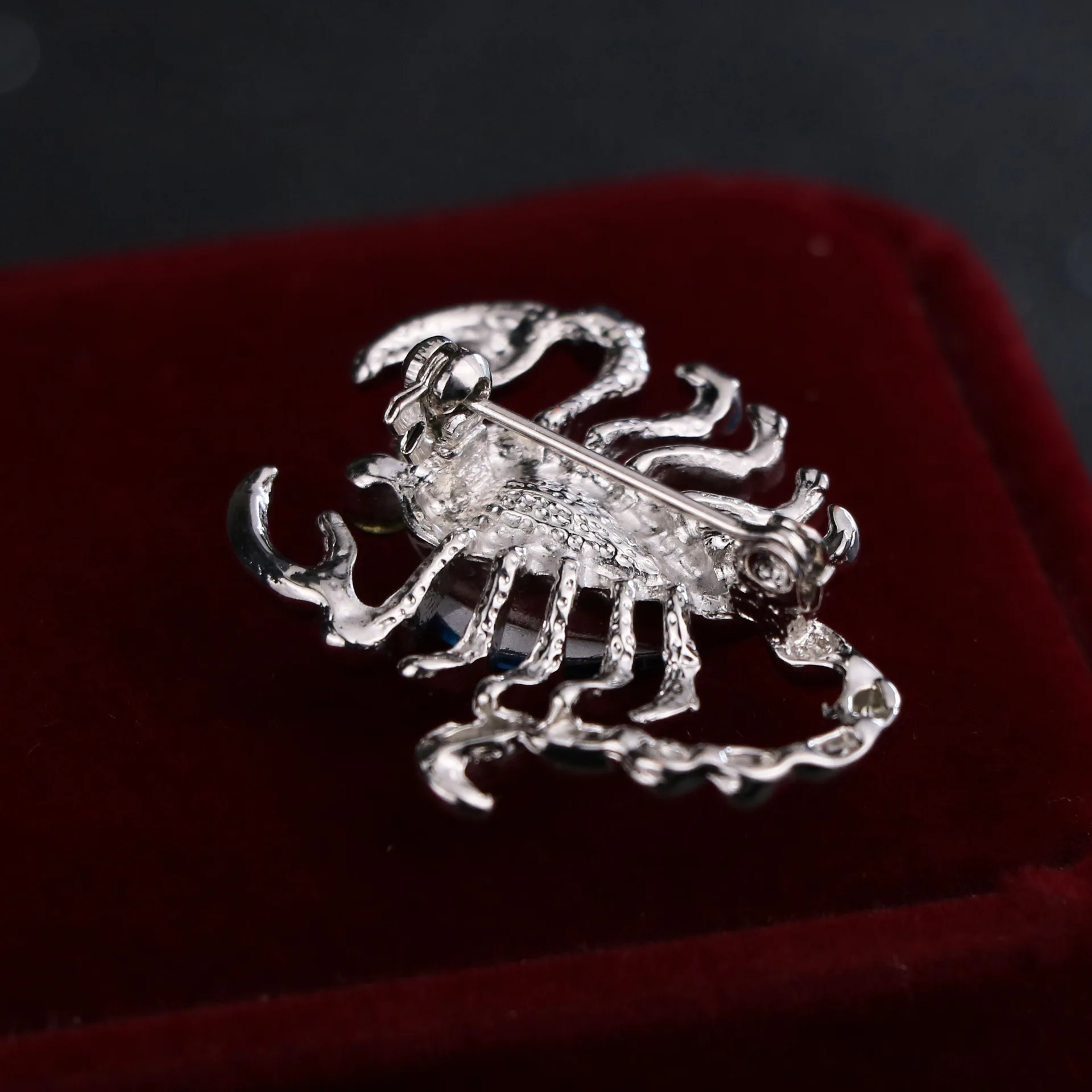 Модная новинка Корейский хрустальный Скорпион насекомое металлическая брошь