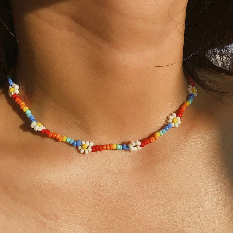

SRCOI 2019 New Bohemian Handwoven Flower Colorful Weave Round Necklace Retro Rice Adjustable Ethnic Necklace For Women Girl 2019