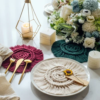 

Round Table Place Mat Pad Hand-Woven Placemat Coaster Tassel Linen Potholder WeddingTea Coffee Coaster Dining Doily Kitchen Tool