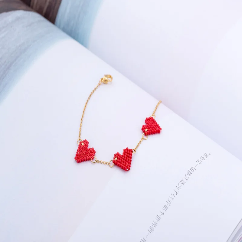 

Glass Beads Hand-woven Small Heart Bracelet