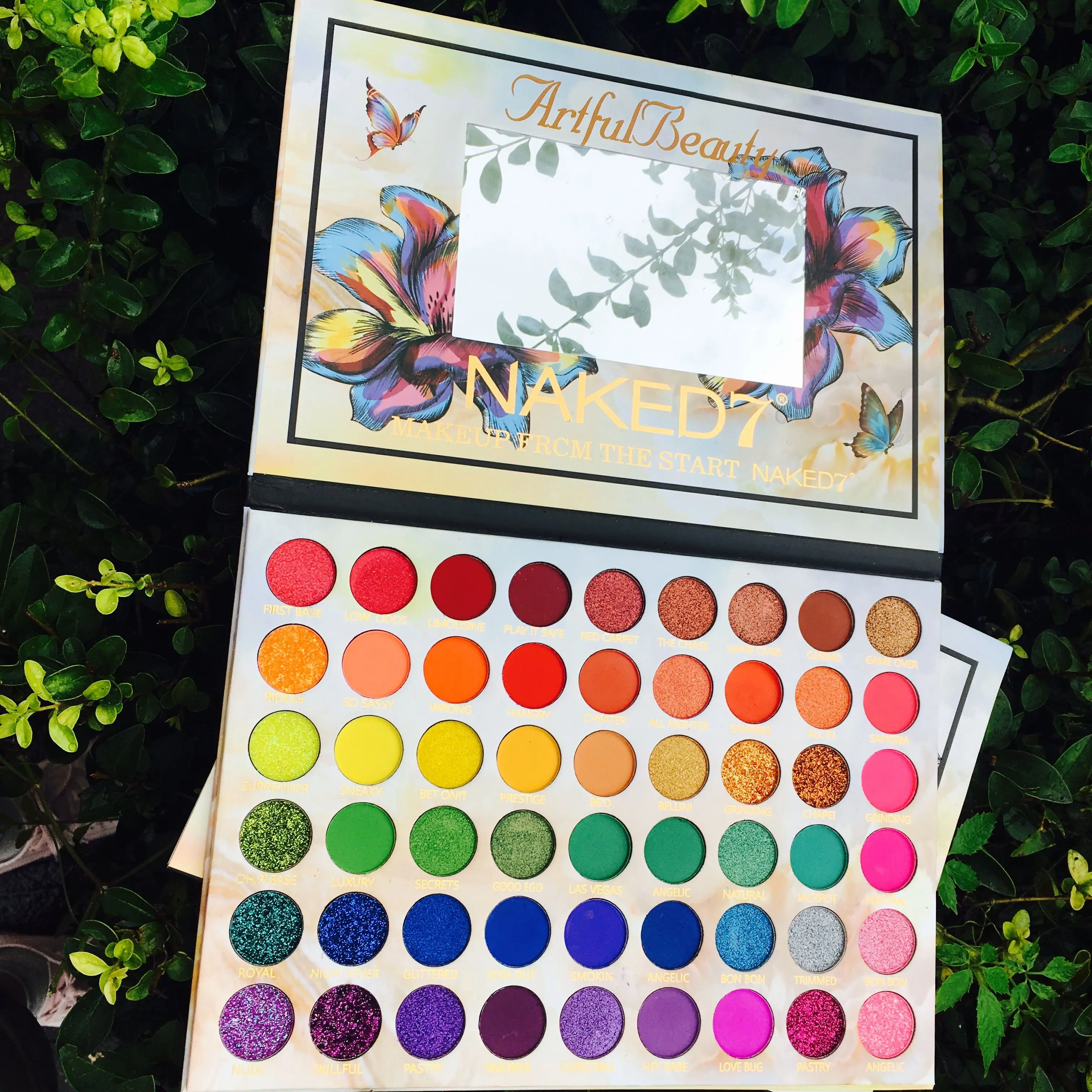 Online 2019 neue Make Up Kunstvolle Schönheit Lidschatten palette 54 Farben Matte Schimmer Glitter Pigment Lidschatten Pallete Kosmetische