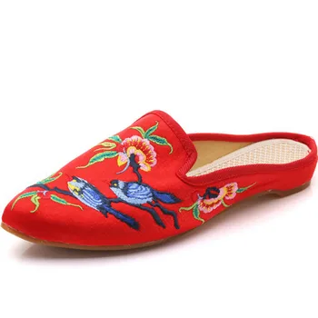 

Spring Handmade Woman Flats Shoes Sequined Double Bird Embroidery Sandals Women Old Peking Casual Cloth Outdoor Shoes R3-03