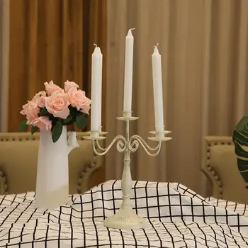 

Metal Candle Holder Retro Elegant Candlestick For Hotel Wedding Party Western Restaurant Candlelight Dinner Table Decoration
