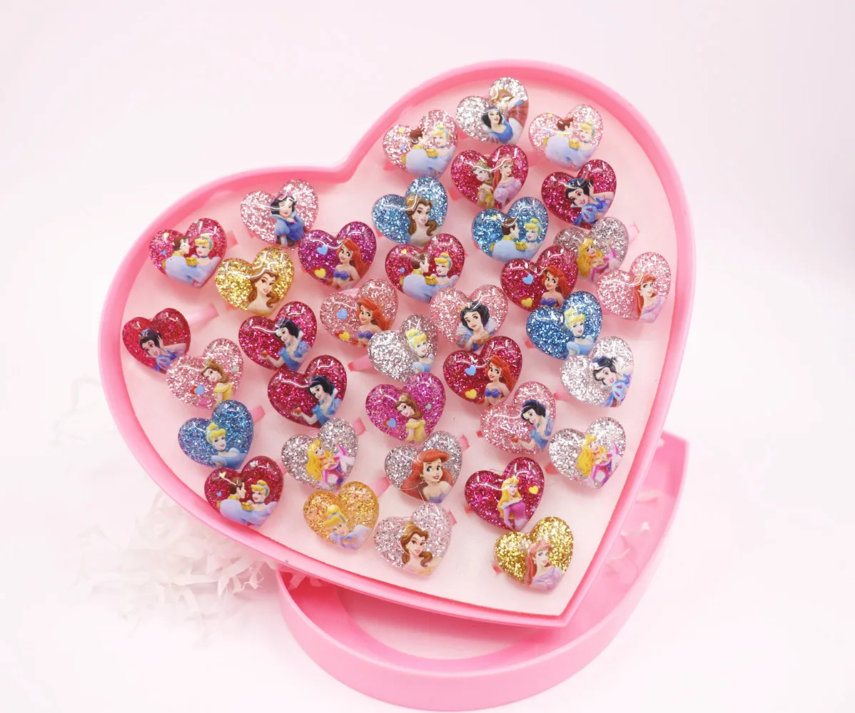 Рисунок 2 - дети макияж игрушки Дисней Принцесса