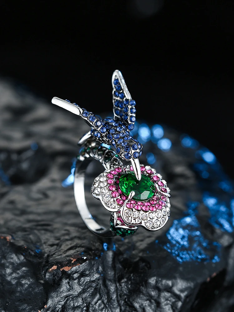 11065307880_1812441529444