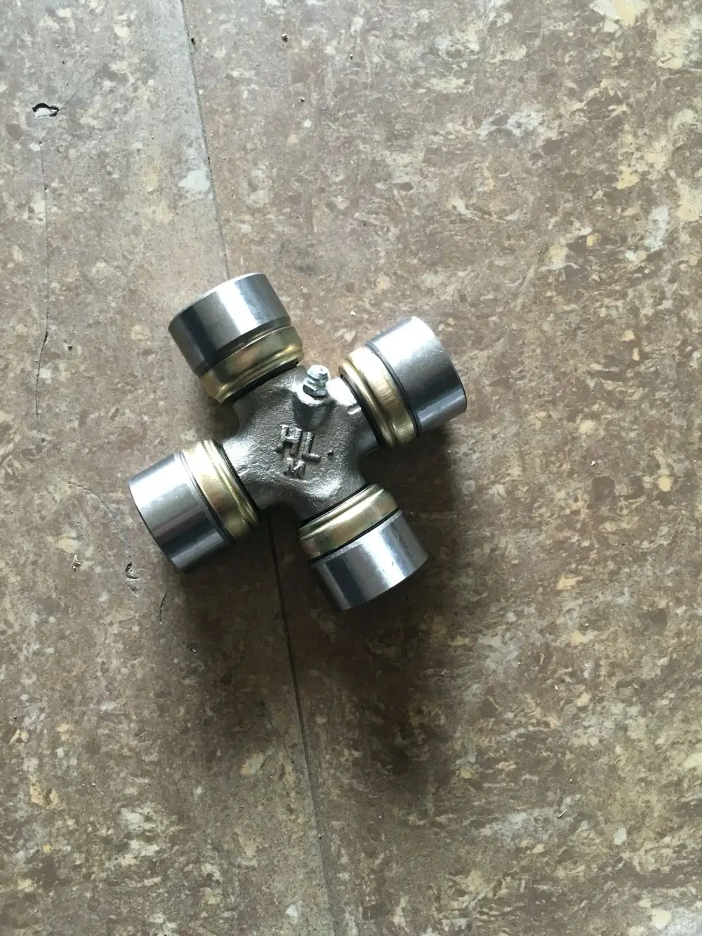 

New source wheel excavator traveling upper case and lower case connecting transmission shaft cross joint universal joint