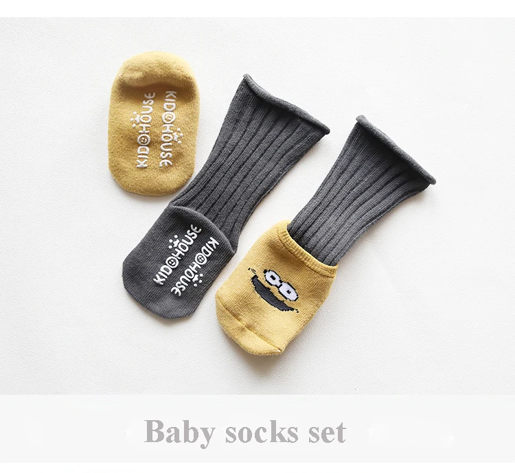 Комплект носков для малышей с рисунками из мультфильмов; нескользящие носки с резиновой подошвой; 2 пары; сезон осень-зима; носки для новорожденных; теплая Домашняя одежда из хлопка с изображением животных