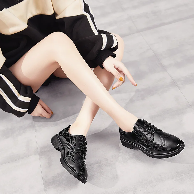

Shoes Women's 2020 New Style Flat Versatile Spring And Summer Leather Shoes Online Celebrity WOMEN'S Shoes Fashion Versatile Moc