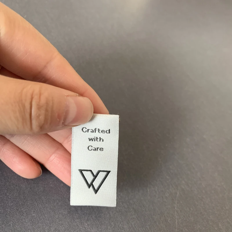 Подгонянные 2*4cm конец сложить 50D высокой плотности тканые ярлыки бирки на