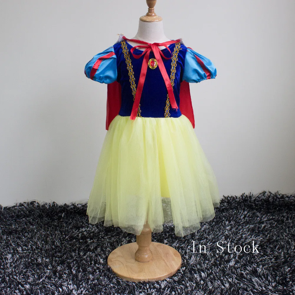 

New Flower Girl Dresses Blush First Communion Gowns For Girls Ball Gown Cloud Beaded Pageant Gowns Vestido De Daminha