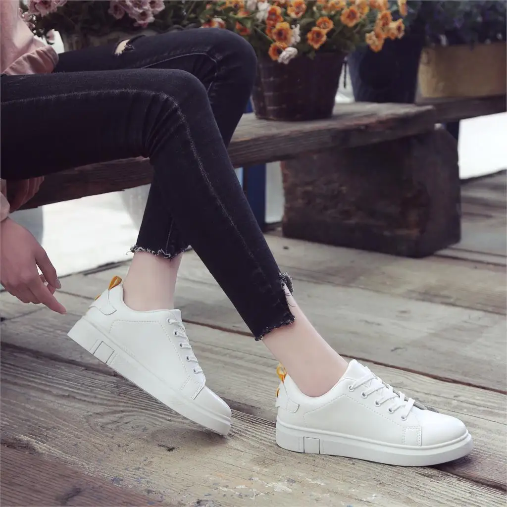 JODIMITTY Для женщин кроссовки дышащие CREEPERS обувь на плоской подошве, из искусственной кожи, кружевные туфли на высоком тонком каблуке на шнуровке, Повседневное белый tenis feminino с волнообразным краем; Zapatos De Mujer
