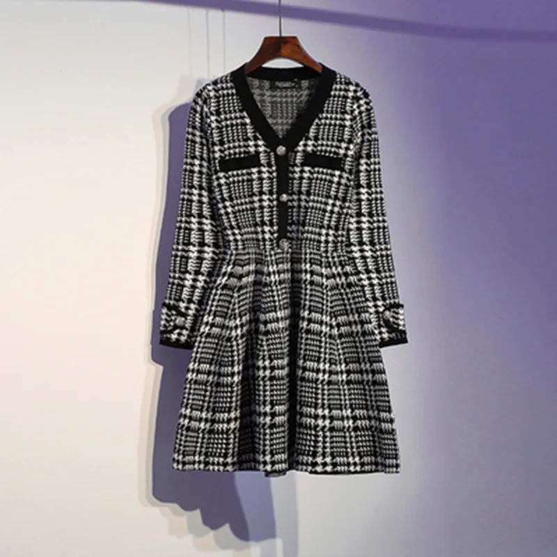 

Plus Size Temperament Vintage Houndstooth Sweater Dress Autumn New Women Dress V-neck Long Sleeve Slim A-line Knitted Dress