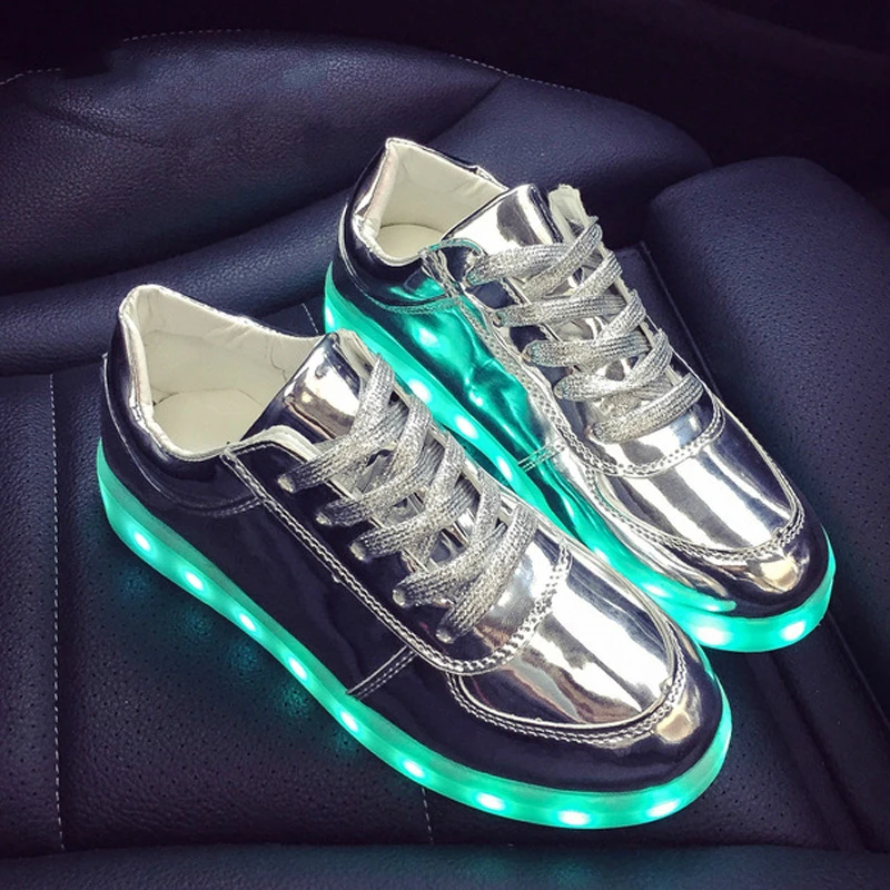 Size 30-44 Kids Luminous Sneakers for Girls Boys Women Shoes with Light LED Shoes with Luminous Sole Glowing Sneakers LED Shoes - Цвет: A81-Silver