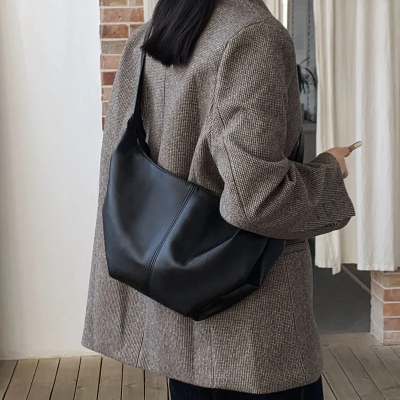 

Casual Large-capacity Dumpling Bag 2020 New Korean Version That Artificial Soft Leather Tote Bag Shoulder Bag Messenger Bag