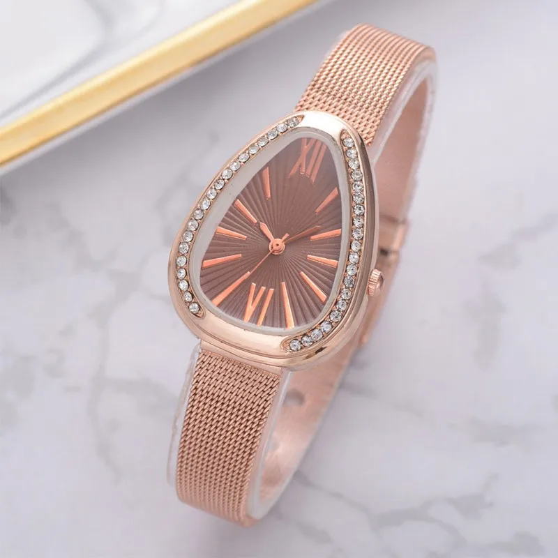 

Quartz Watch Casual Style Roman Numerals Printed Pin Buckled Alloy Band Strap Wristwatch Decoration Valentine's Day