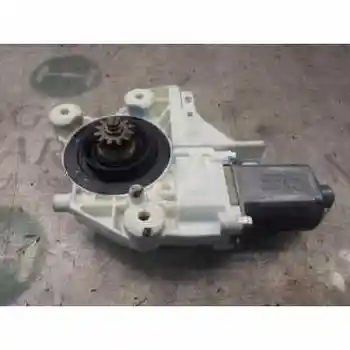 

WINDOW MOTOR FRONT RIGHT Ford Focus SALOON (CHAP) [BG208] 0130822216