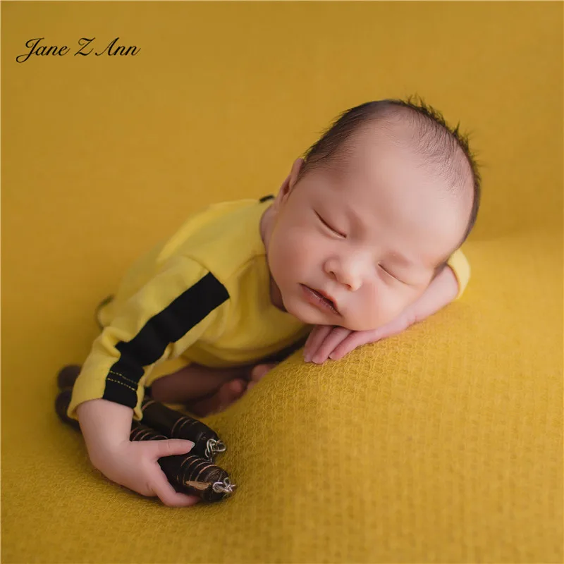 Костюм для новорожденных Jane Z-Ann костюм Брюса Ли + нунчаки студийной фотосъемки |