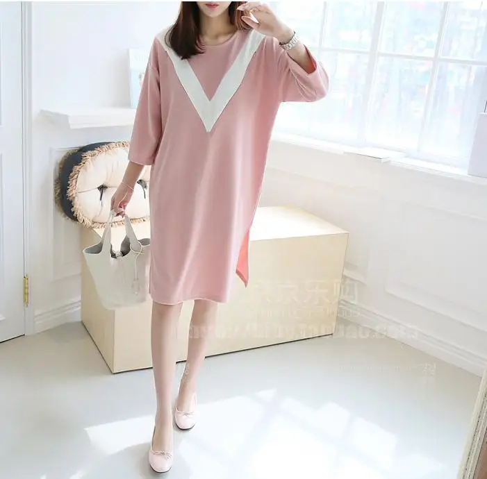 

Maternity Clothes Spring Fashion V Shaped Mixed Colors Loose-Fit Korean-style Nursing Dress Nursing Clothes 17160
