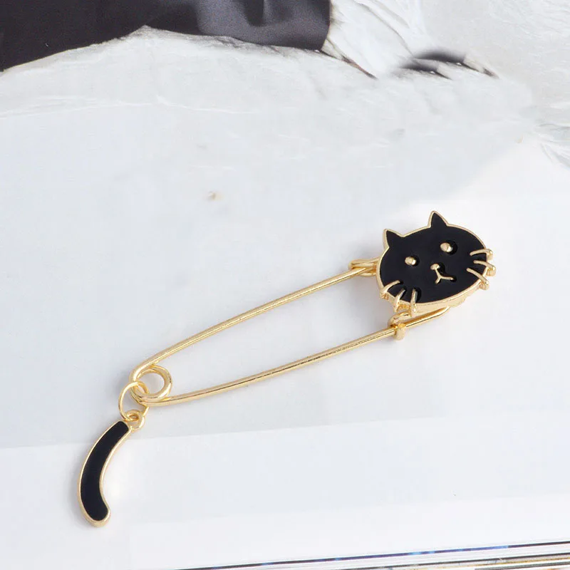 Charm Cat Brooch Pin Gold Men Woman Jewelry Large Safety Pin Sweater Clip Guard Safety Pin Brooch