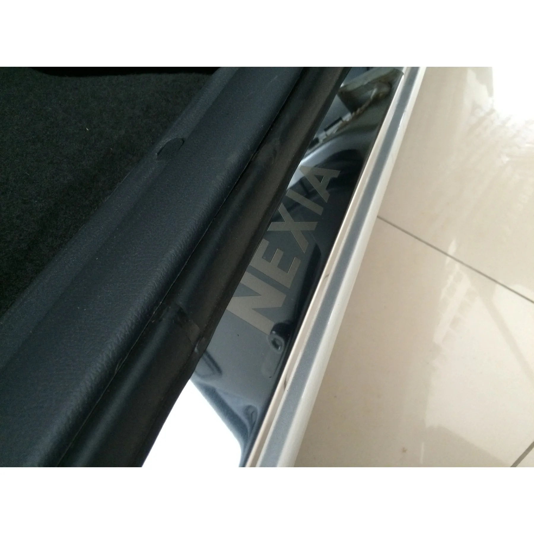 Накладки на пороги нержавеющая сталь Daewoo Nexia(N100 1996-; N150 2008-)(комплект 4шт