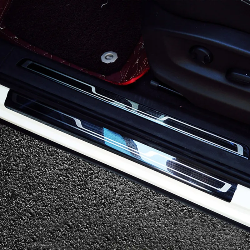 

4pcs Car Inner Outer Door Sill Plate Welcome Footboard Protection Cover for Volkswagen Tiguan 2017 2018 2019 Styling