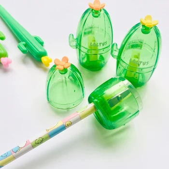 

1PC Plastic Mini Cute Green Cactus Pencil Sharpener Portable Manual Pencil Sharpener For Student Kids Sharpener Stationery Tools