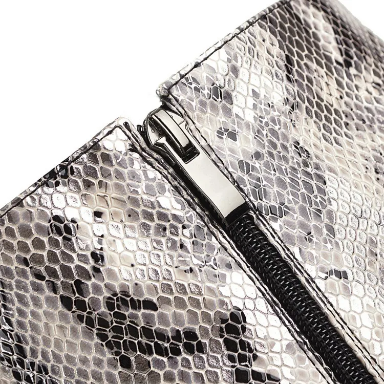 12084410405_1390563750