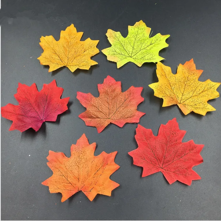 

50 Pcs Maple Leaves Artificial Flowers for Table Decor Silk Petals Fall for Weddings Events Kitchen Accessories Decoration Home