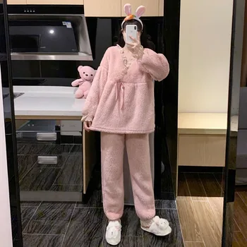 

Warm Pajamas Woman Winter Sleepwear Long-sleeved Coral Fleece Home Service Student Sweet and Cute Western Flannel Suit Female