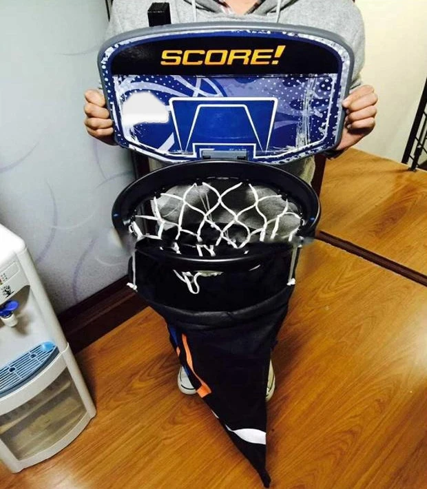 2in1-Over-The-Door-Basketball-Backboard-Hoop-Hamper-with-Detachable-Dirty-Laundry-Bag-for-Kids-Child(4)