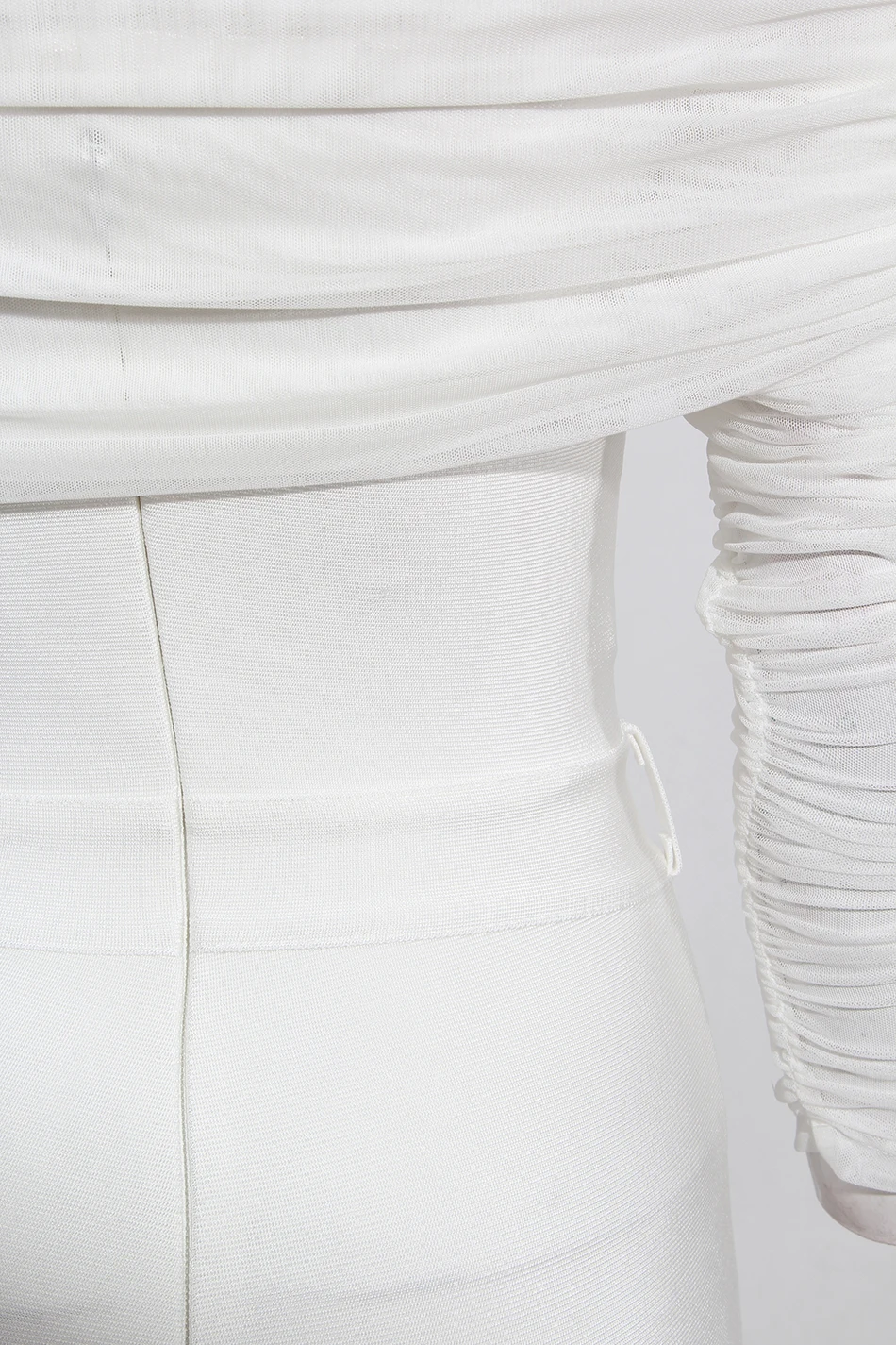 Новинка, женский элегантный белый сексуальный комбинезон с длинным рукавом, одно украшение для плеч, длинный бандажный комбинезон, Клубные вечерние комбинезоны знаменитостей