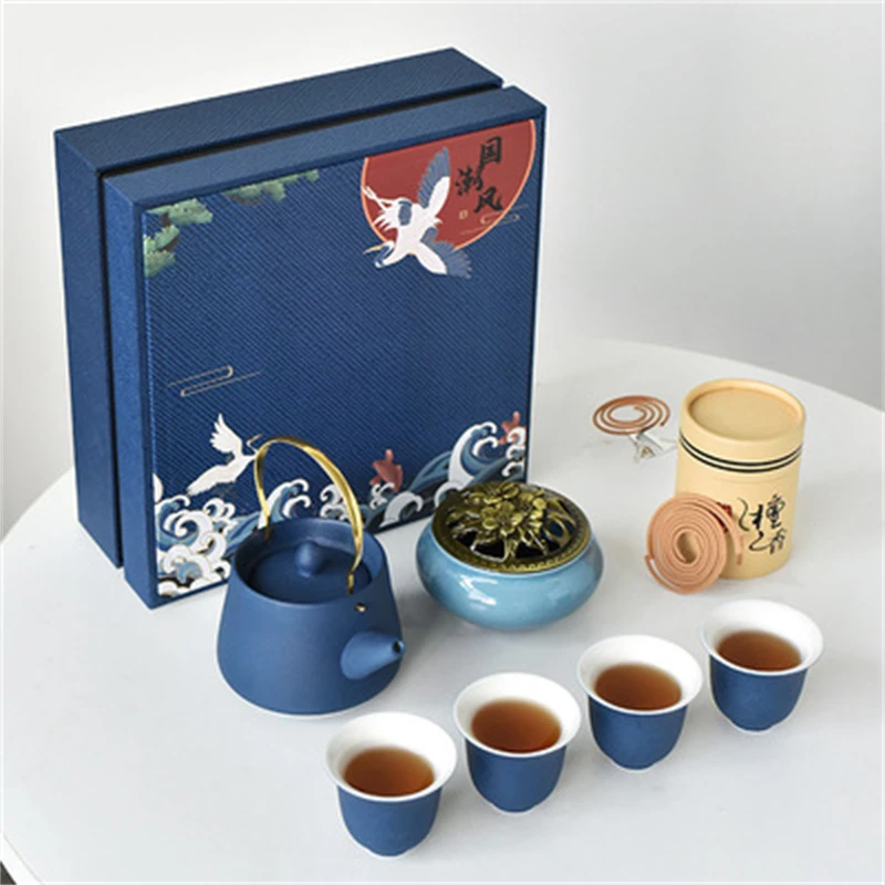 Blue Box Blue Pot