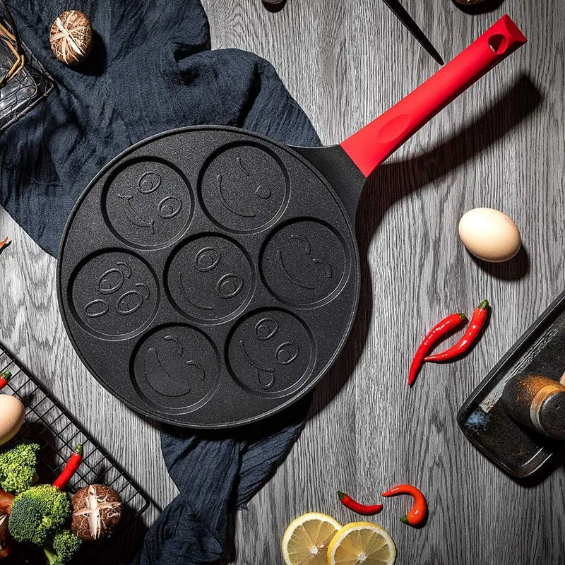 Smile Pancake Maker- Non-Stick Pancake Pan Griddle Grill Pan Mini Crepe Maker 7-Mold Pancakes with Silicone Handle - Цвет: Smile