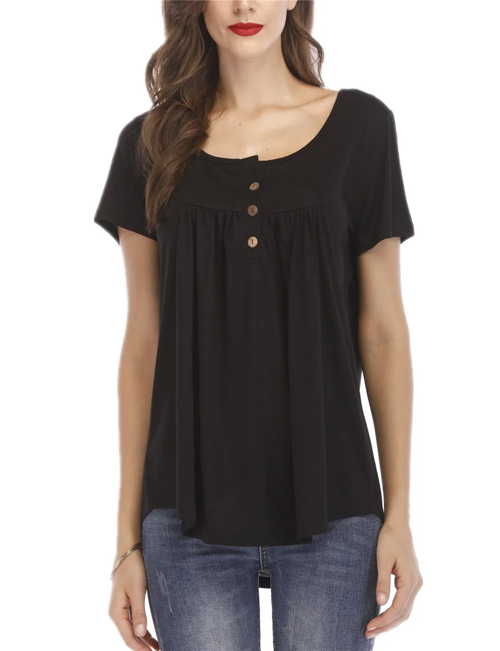 

A hot seller of short sleeved t-shirts and with ruffled buttons