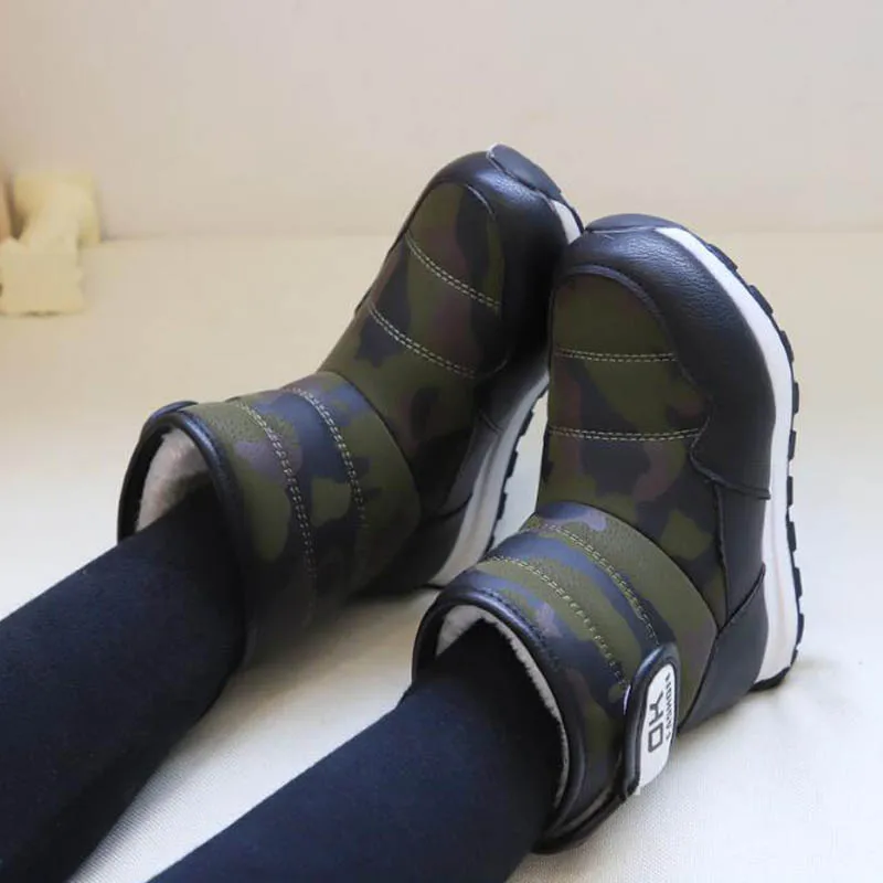 Winter Warm Thicker Baby Children Snow Boots Anti-Slip Kids Boys Girls Martin Boots Plush Waterproof Children Shoes Sneakers - Цвет: Army Green