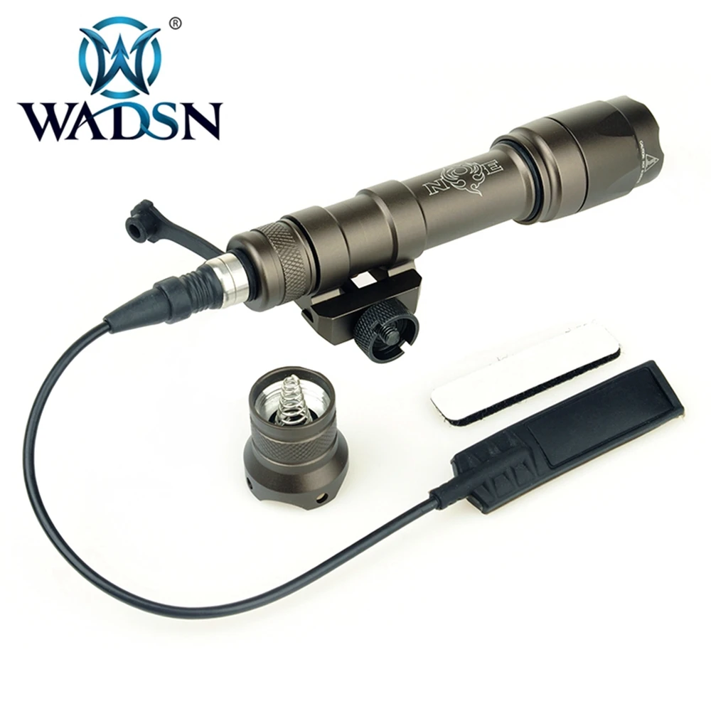 

WADSN Airsoft Torches Surefir M600C Softair Scout light LED 340 Lumen M600 Tactical Rifle Flashlight WNE04003 Weapon Lights