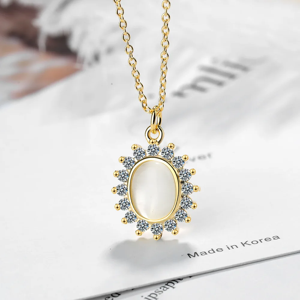 

Female Romantic Necklace Pendant Genuine 925 Sterling Silver Chain Link Necklace Moonstone Gold Color Pendant Gift for Mother