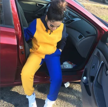 

Patchwork Tracksuit Two Piece Set Women Autumn Fleece Warm Clothes Hooded Colorblock Pullover Top And Pants Sports Casual Suits