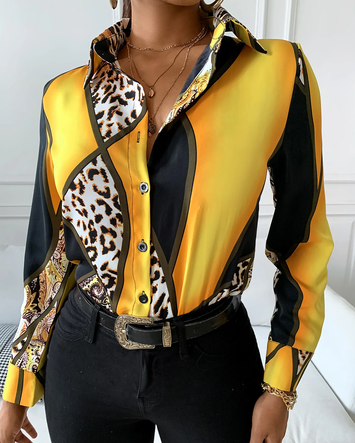 

2020 Women Casual Autumn Turn-down Collar Chiffon Blouse Leopard Print Cheetah Print Colorblock Buttoned Long Sleeve Shirt