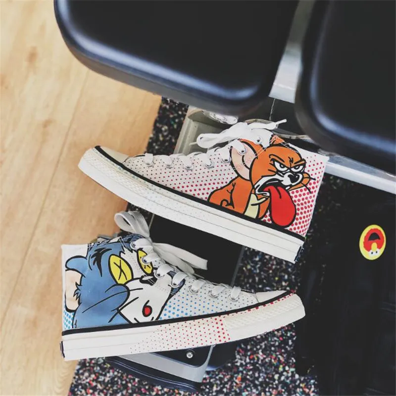 Tom Anime Pikachu Pokemon Cartoon Plimsolls Cosplay Canvas Shoes Caricature Fashion Student Dunk High Black White Scrawl Board Shoes - Цвет: Tom