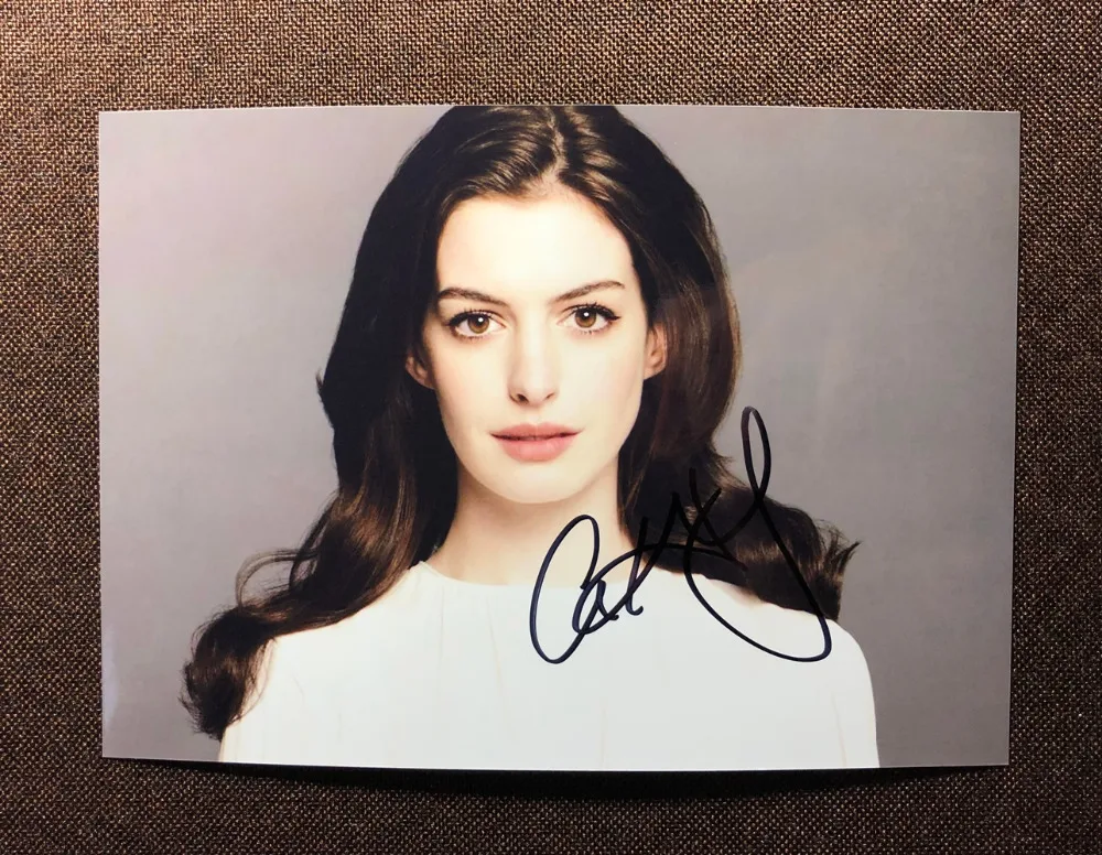 Ручной подписанный Anne Hathaway фото с автографом 5*7 автограф 112019P6
