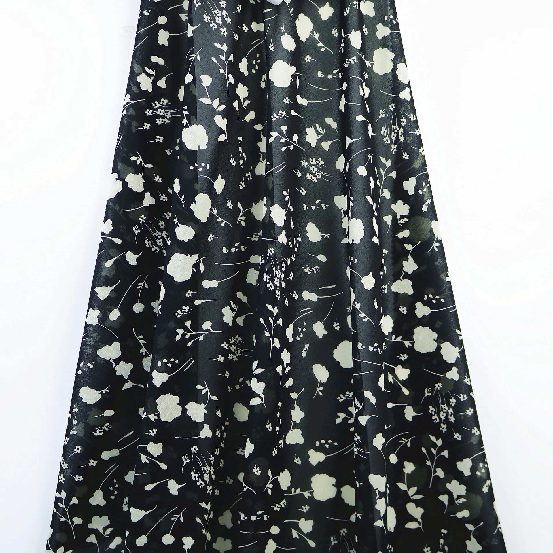 

Factory direct 75D pearl chiffon print cloth European and American spring and summer fashion women's dress shirt fabric