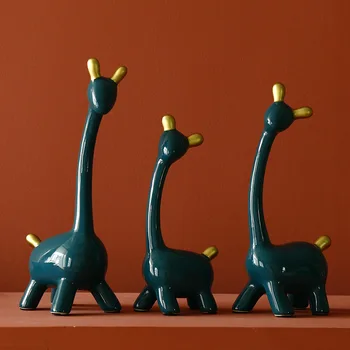 

Nordic Creative Green Ceramic Giraffe Figurines Home Decoration Accessories Party Crafts for Living Room Shelf Wedding Ornaments