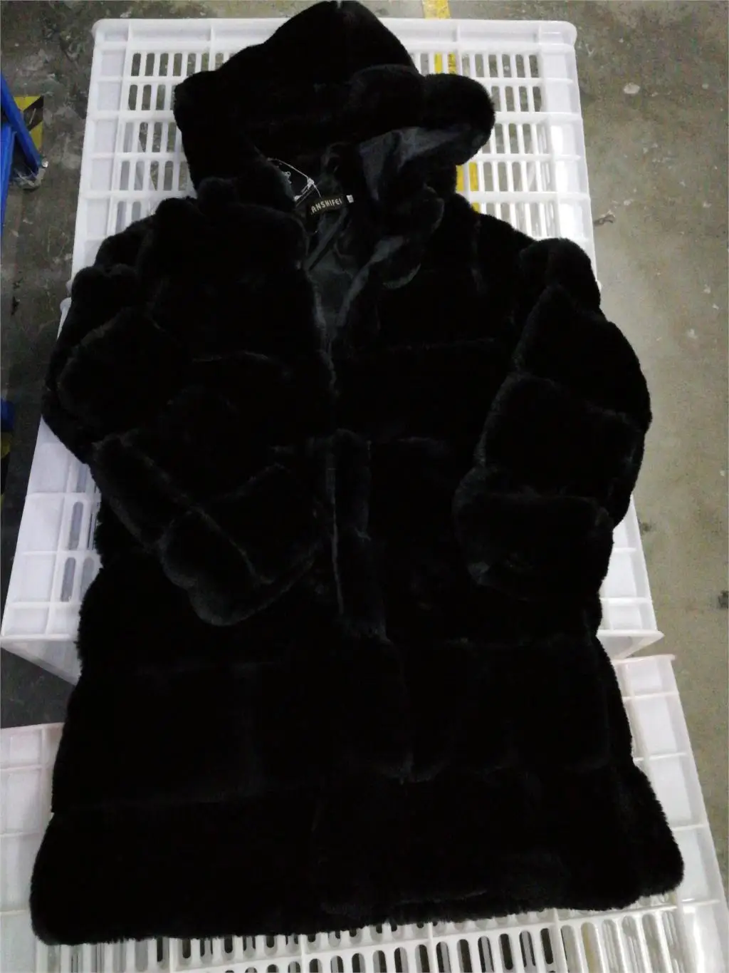 Новинка, Брендовое зимнее теплое женское роскошное пальто из искусственного меха с капюшоном, осеннее пальто, Женское пальто, верхняя одежда#1028