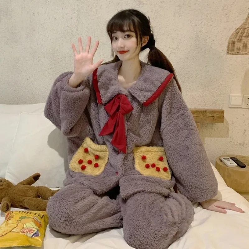 

2020 New Pajama Woman Winter Personality Red Bow Tie Wide Loose Plush Down Warm Pajamas Casual Two-piece Women's Home Clothes