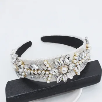 

Baroque Vintage White Pearl Rhinestone Hairband Wide Flower Crystal Gem Headband Fashion Velvet Bride Palace Party Hair Jewelry