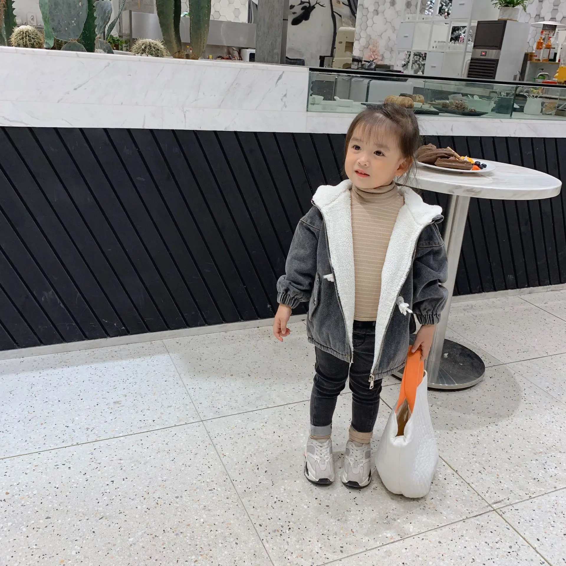 WLG girls winter coats kids cartoon style denim black velvet thick outerweawr baby girl warm casuasl all match clothes 2-6 years
