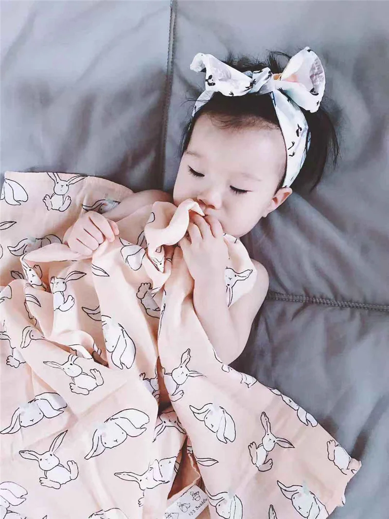 Муслиновое мягкое натуральное бамбуковое волокно+ хлопковое детское одеяло с мультипликационным принтом, пеленки для новорожденных, для ванной, марля, Детская накидка, спальный мешок, чехол для коляски - Цвет: Rabbit