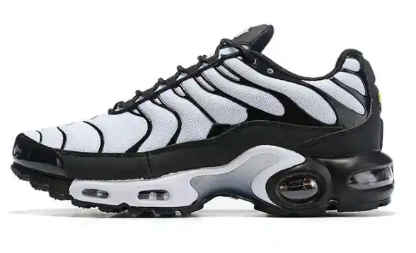 black and white tns