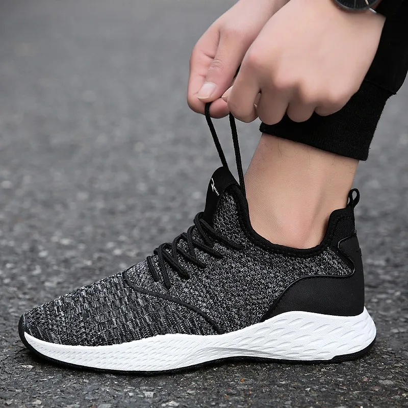 

Brand Fashion Man Casual Shoes zapatos hombre Weaving Fly Mesh Breathable Light Soft Slipon Mens Shoes Male Trainers Sneakers